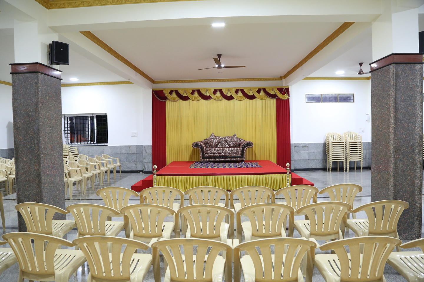 minihall in Palladam, mini marriage hall in Palladam, mini wedding hall in Palladam, budget wedding hall in Palladam